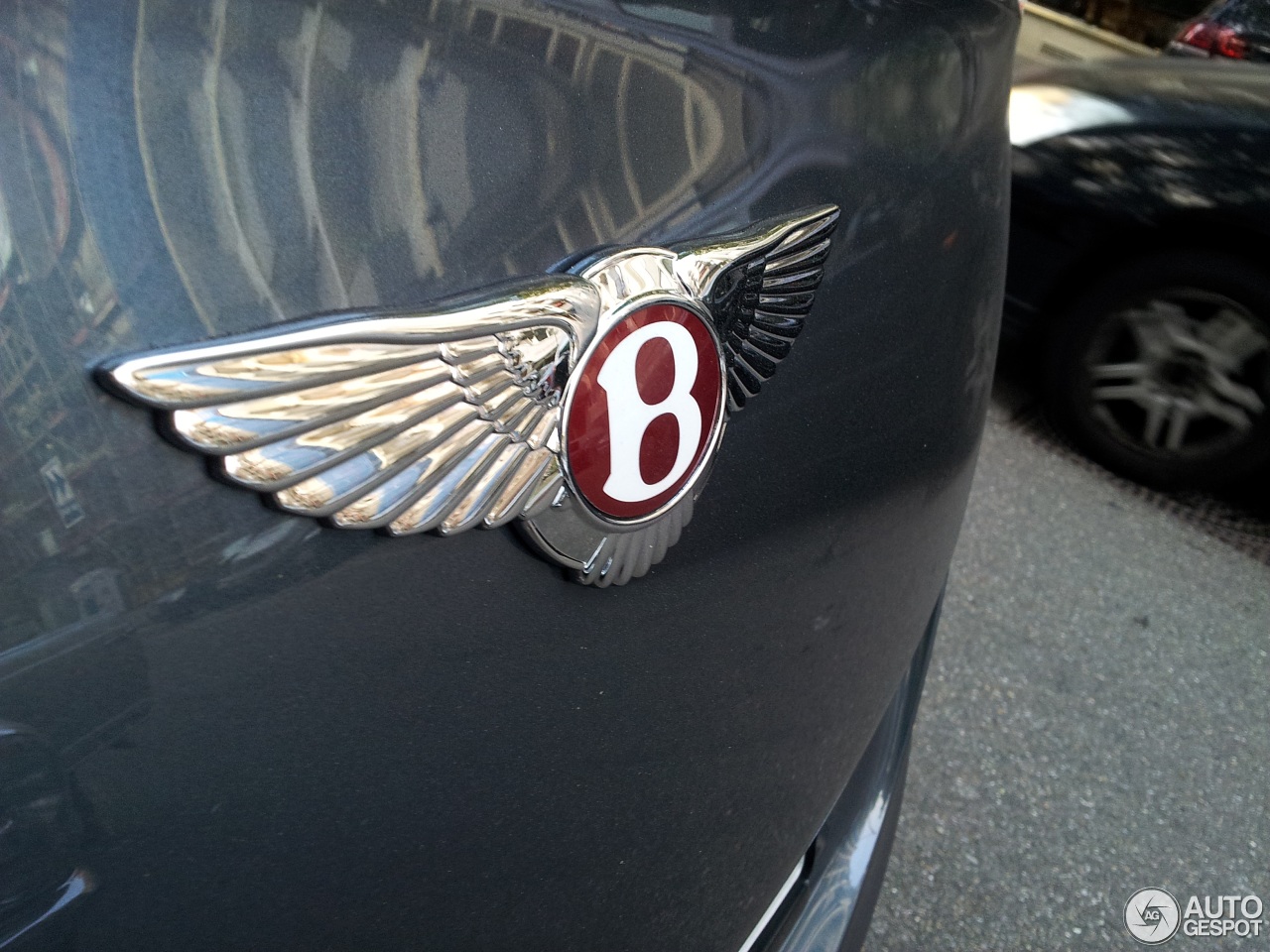 Bentley Continental GTC V8