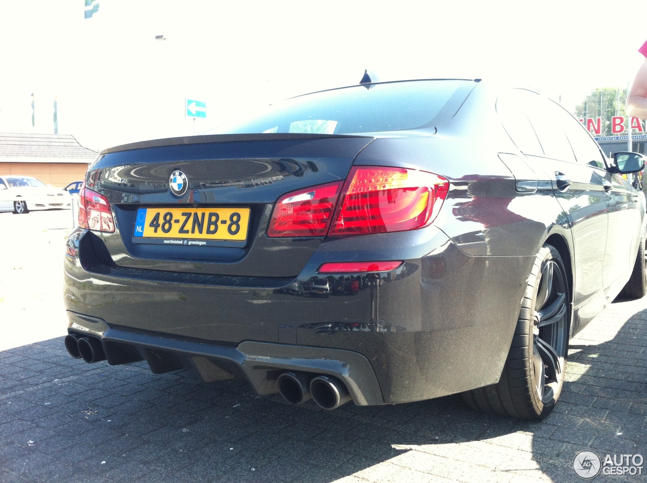 BMW M5 F10 2011