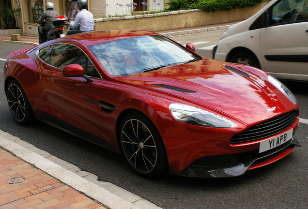 Aston Martin Vanquish 2013