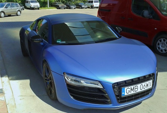 Audi R8 V10