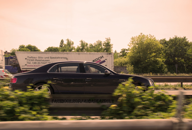 Bentley Flying Spur V8