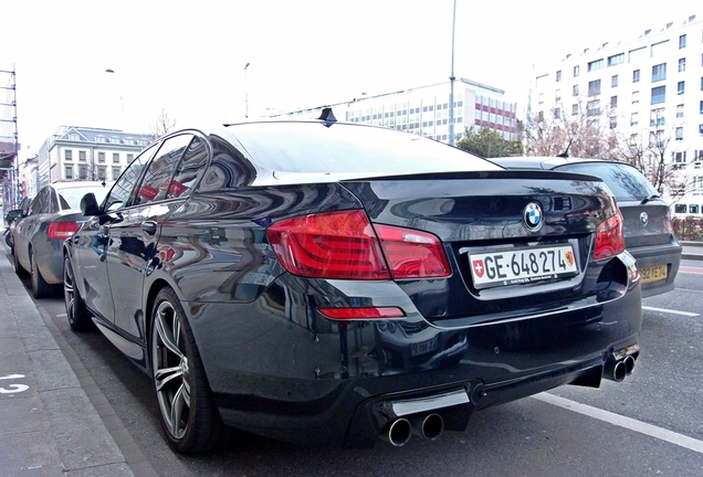 BMW M5 F10 2011