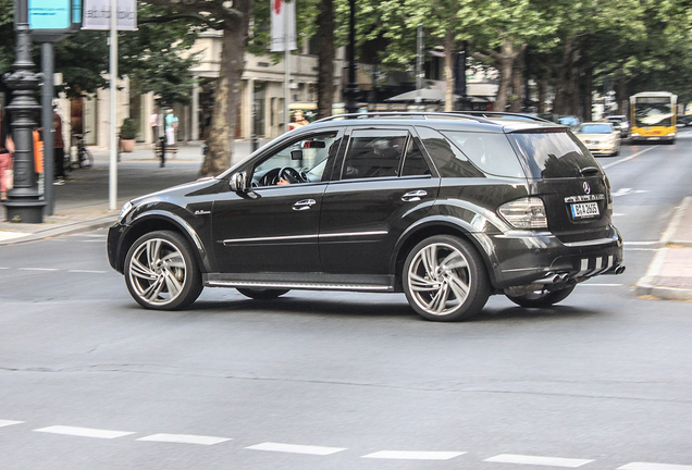 Mercedes-Benz ML 63 AMG W164