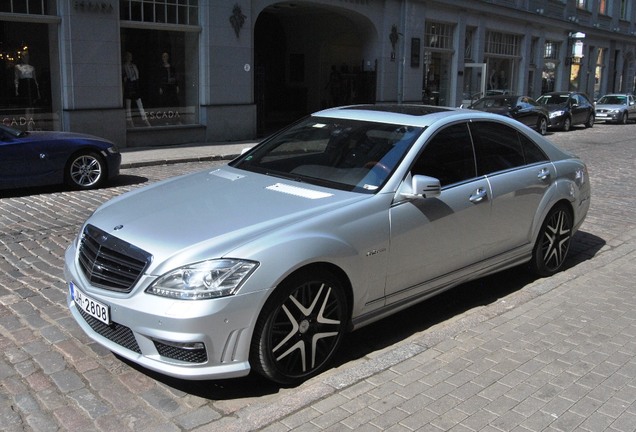 Mercedes-Benz S 63 AMG W221 2010