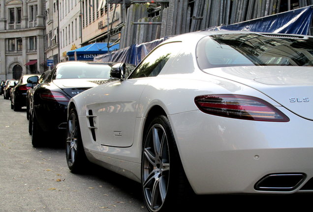 Mercedes-Benz SLS AMG