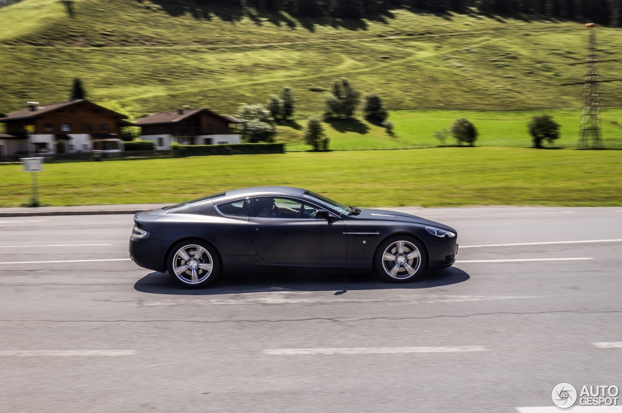 Aston Martin DB9