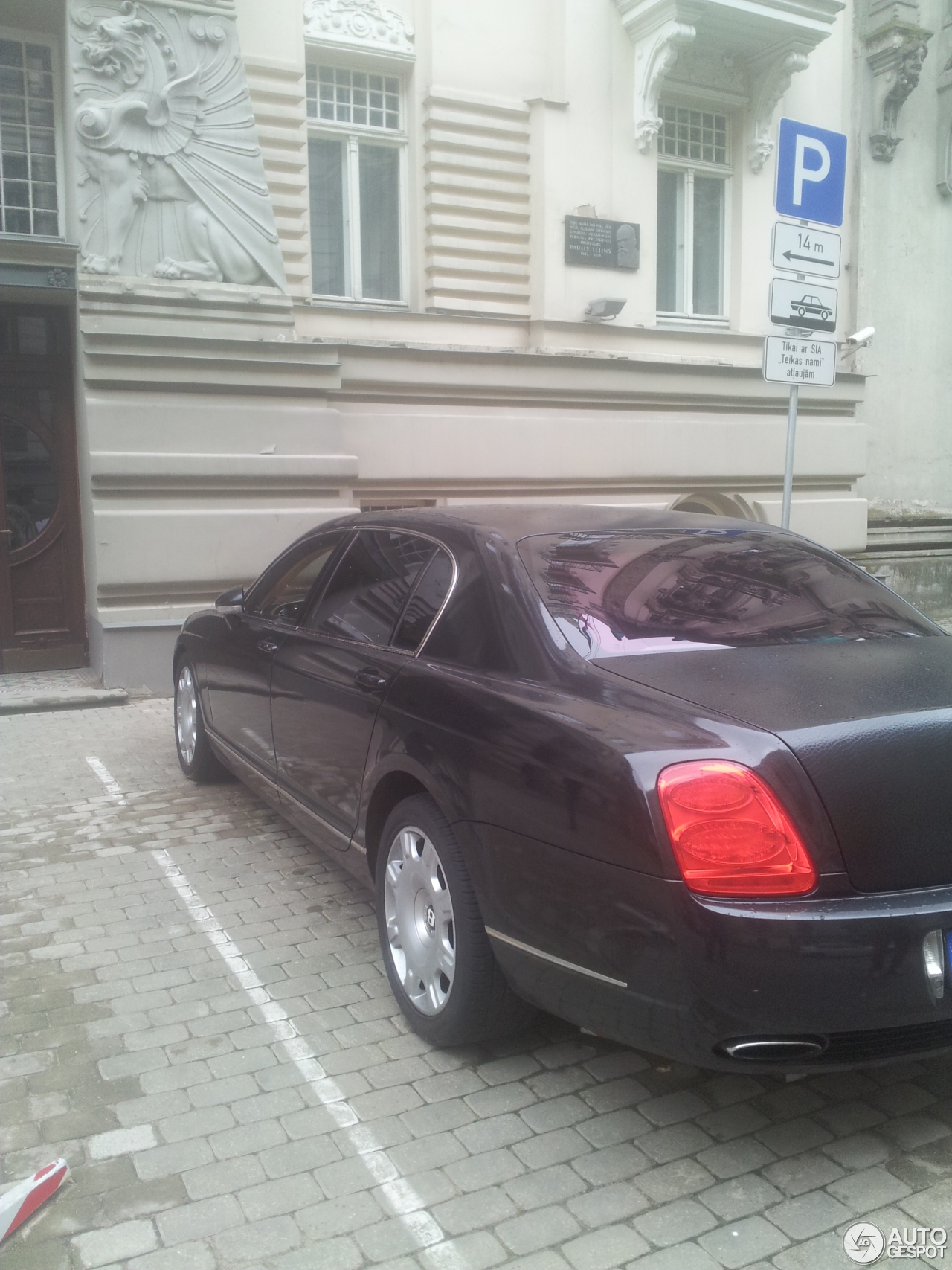 Bentley Continental Flying Spur