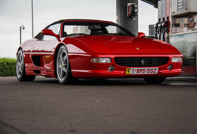 Ferrari F355 Spider