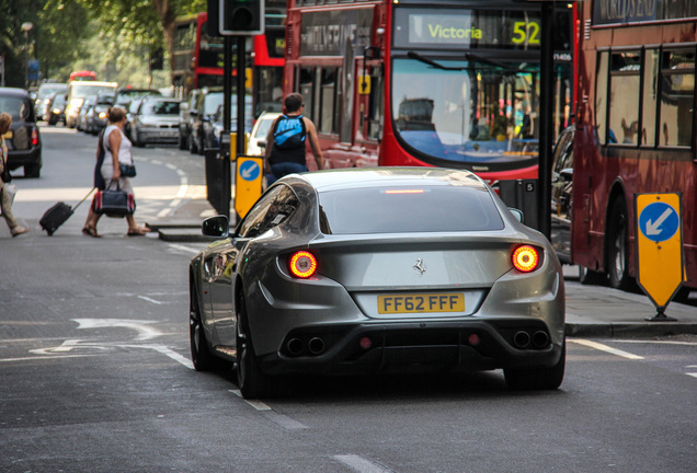 Ferrari FF