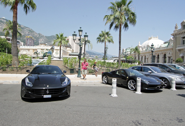 Ferrari FF