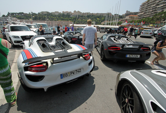 Porsche 918 Spyder Weissach Package