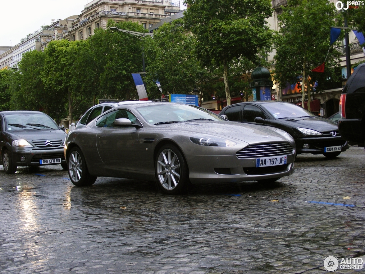 Aston Martin DB9