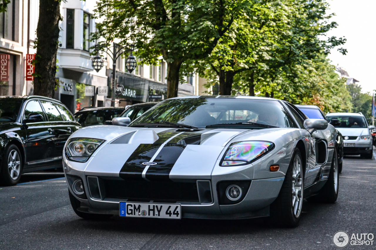 Ford GT