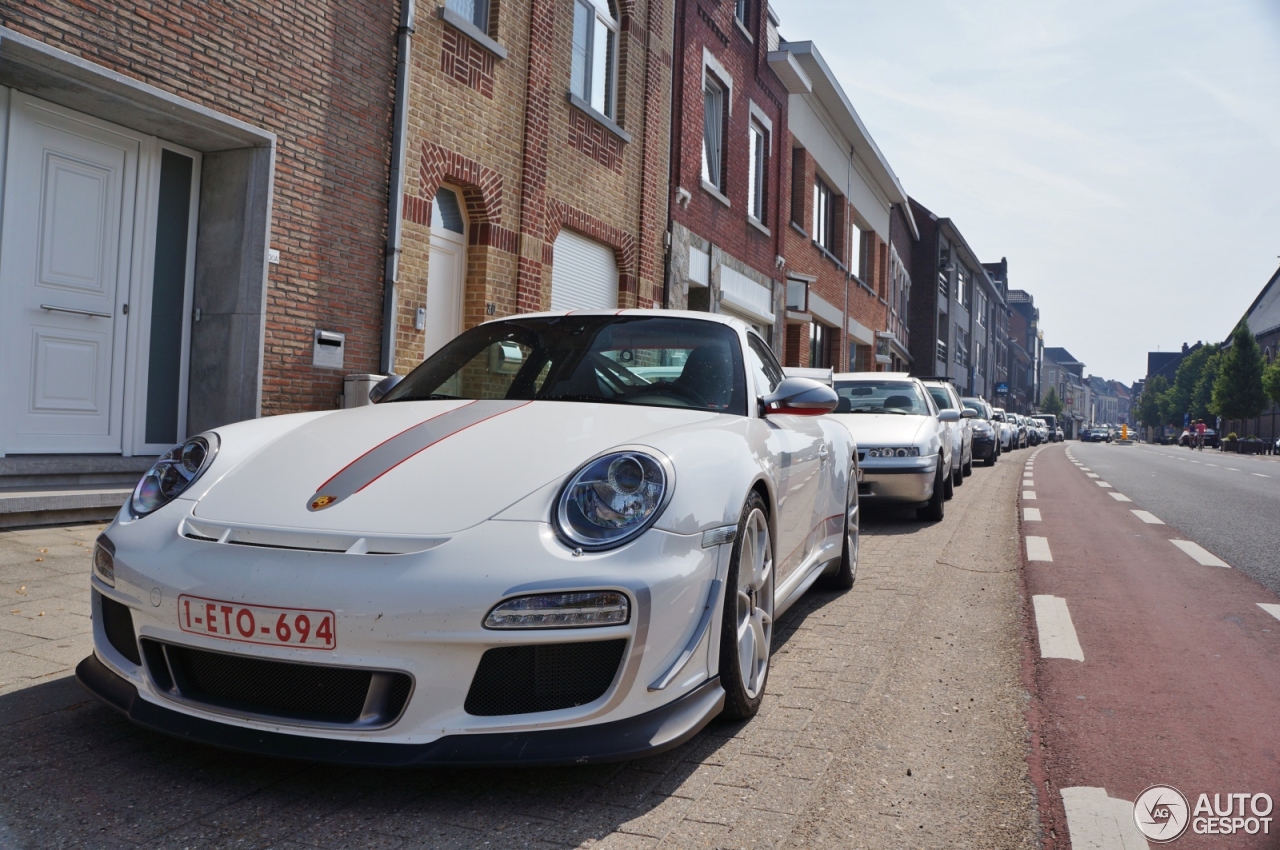 Porsche 997 GT3 RS 4.0