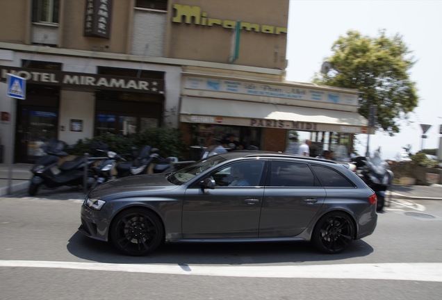 Audi RS4 Avant B8