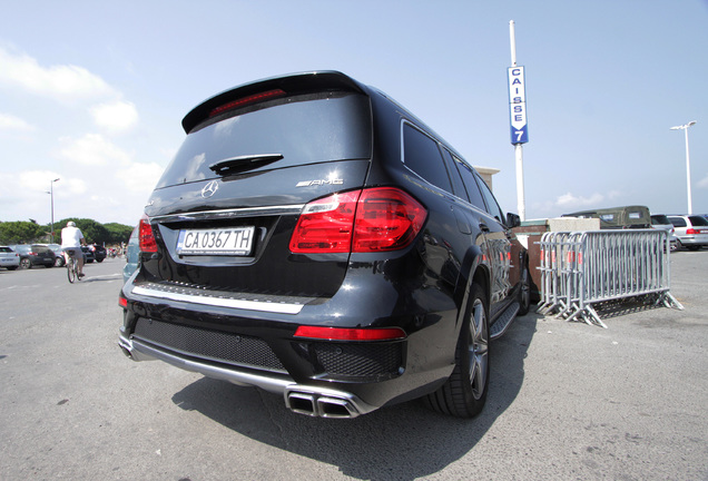 Mercedes-Benz GL 63 AMG X166