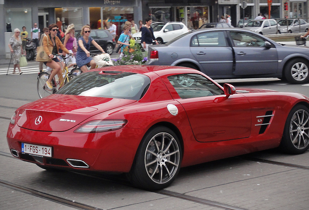 Mercedes-Benz SLS AMG