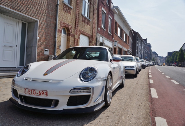 Porsche 997 GT3 RS 4.0