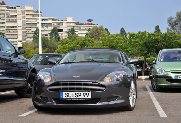 Aston Martin DB9 Volante