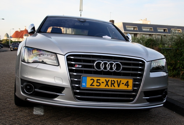 Audi S8 D4