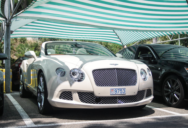 Bentley Continental GTC 2012