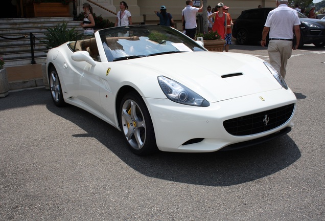 Ferrari California