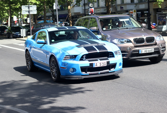 Ford Mustang Shelby GT500 2013