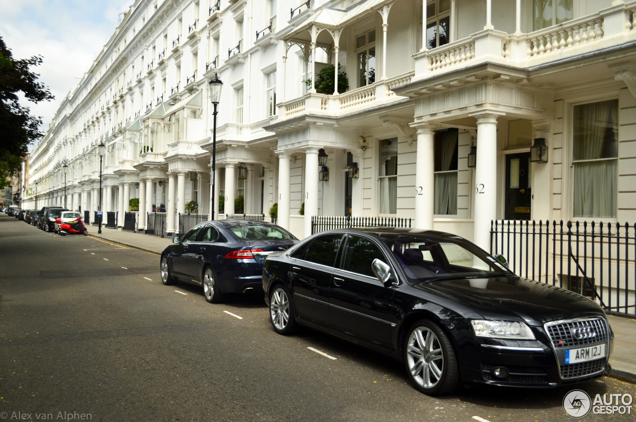 Audi S8 D3