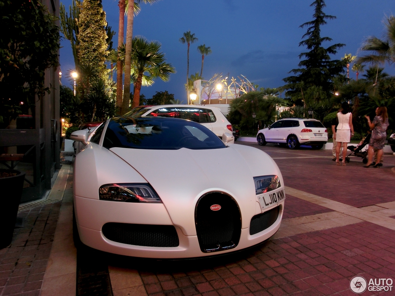 Bugatti Veyron 16.4 Grand Sport Sang Blanc