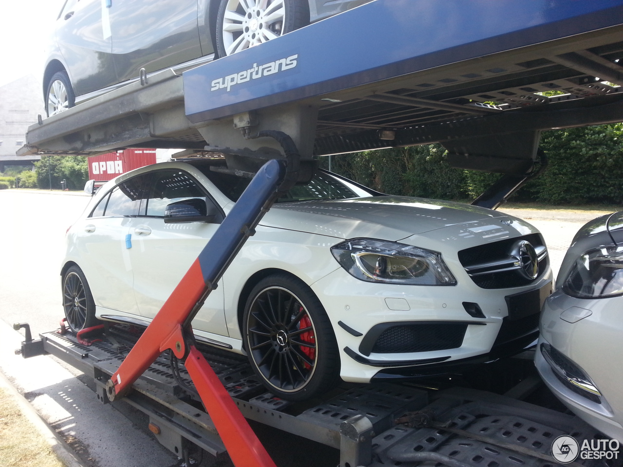 Mercedes-Benz A 45 AMG