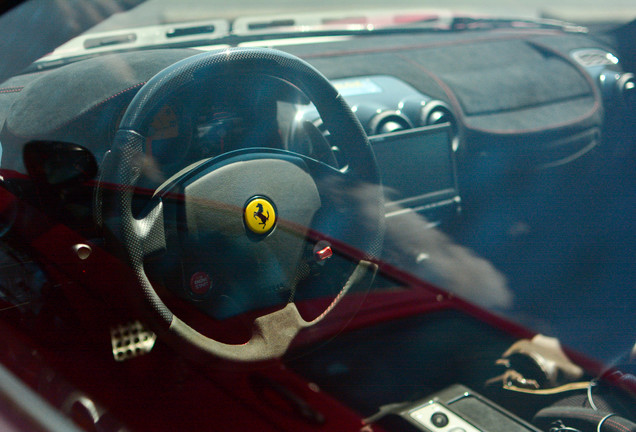 Ferrari Scuderia Spider 16M