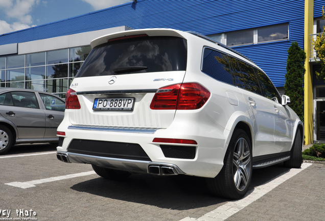 Mercedes-Benz GL 63 AMG X166