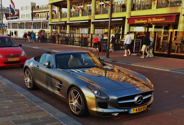 Mercedes-Benz SLS AMG Roadster