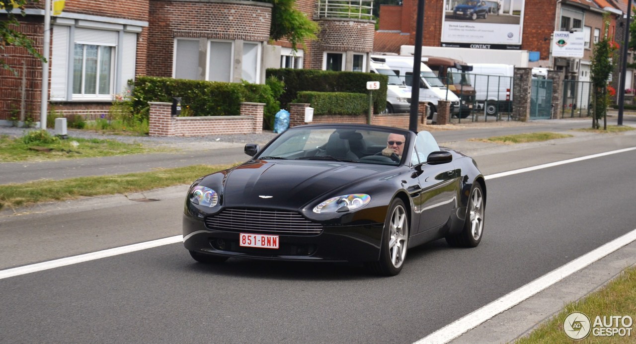 Aston Martin V8 Vantage Roadster