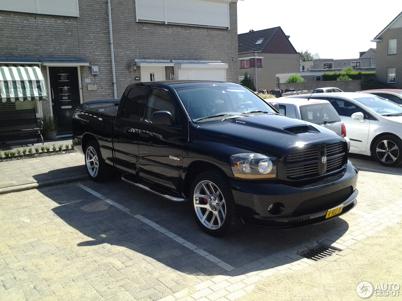 Dodge RAM SRT-10 Quad-Cab