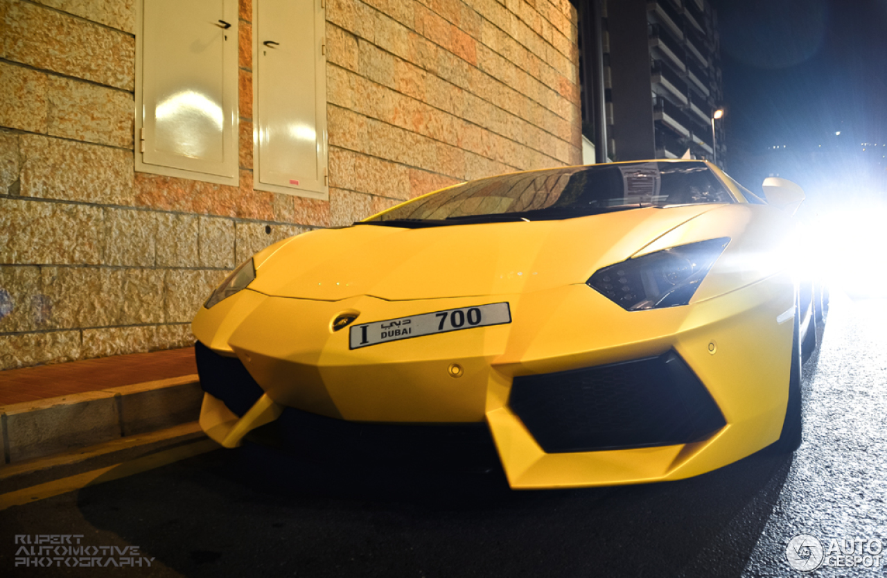 Lamborghini Aventador LP700-4