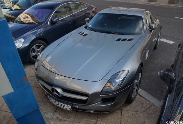 Mercedes-Benz SLS AMG