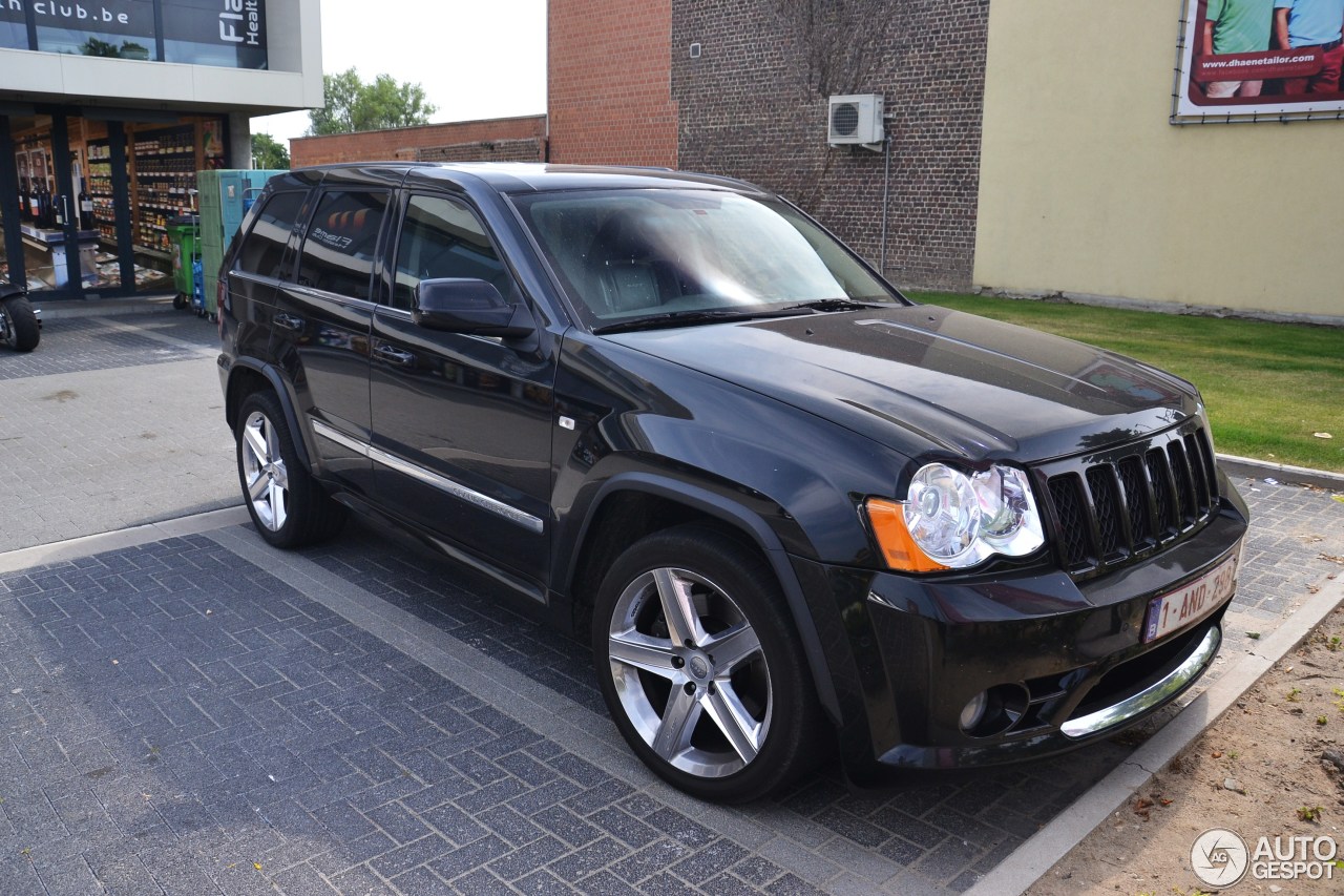 Jeep Grand Cherokee SRT-8 2005