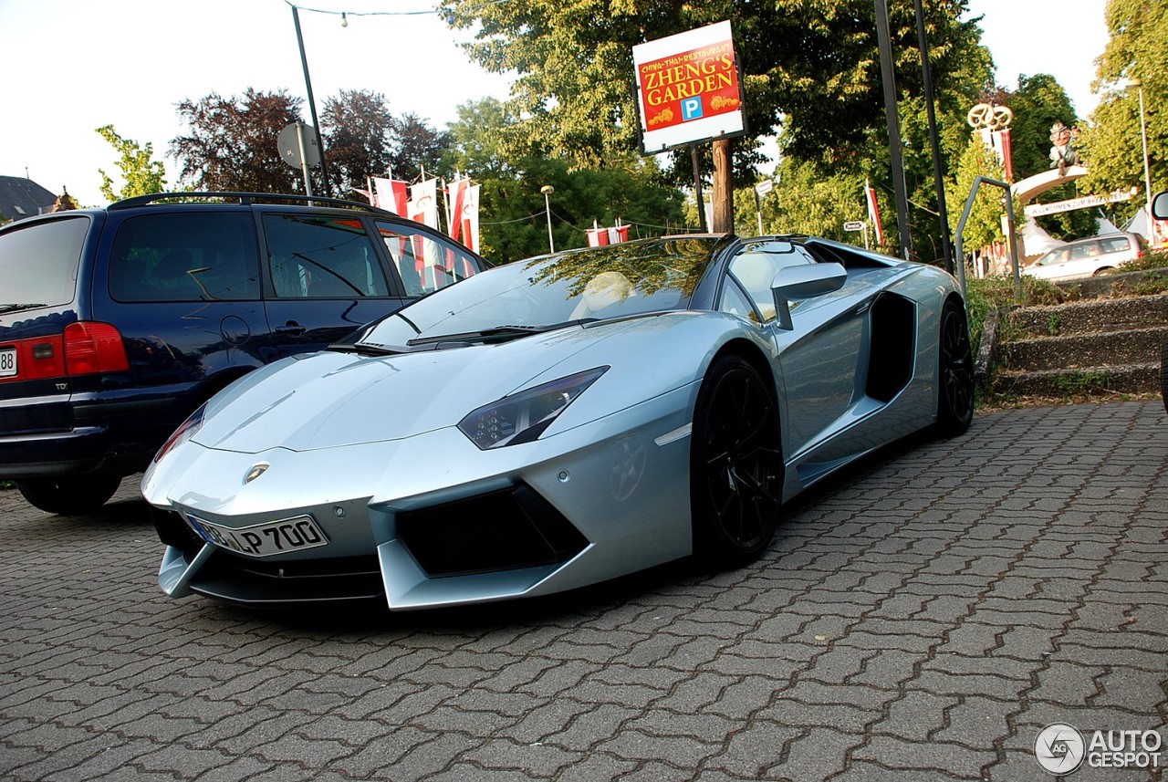 Lamborghini Aventador LP700-4 Roadster