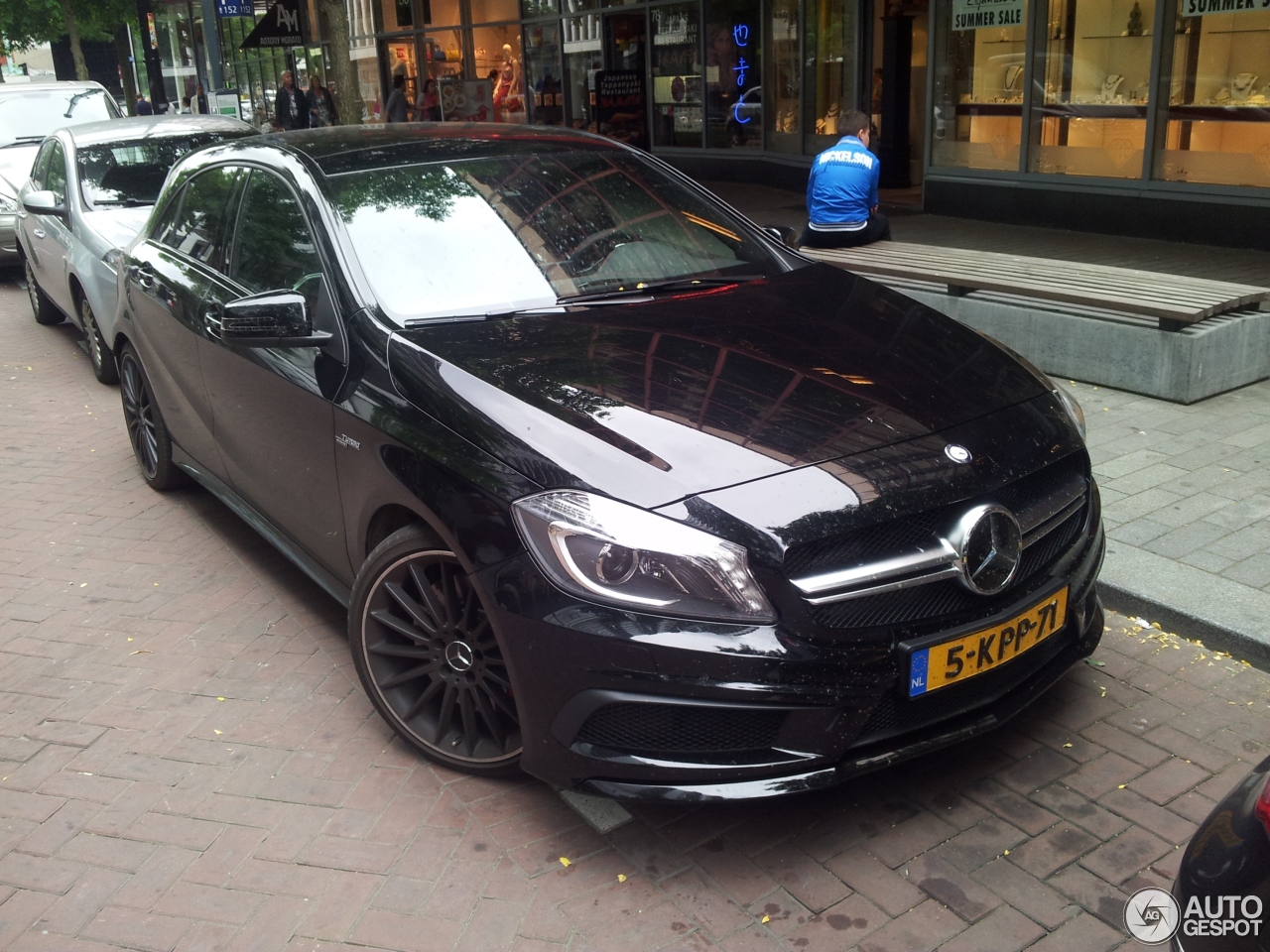 Mercedes-Benz A 45 AMG