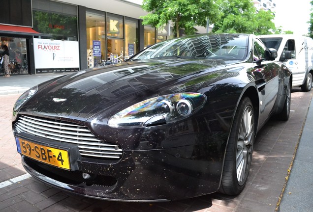 Aston Martin V8 Vantage