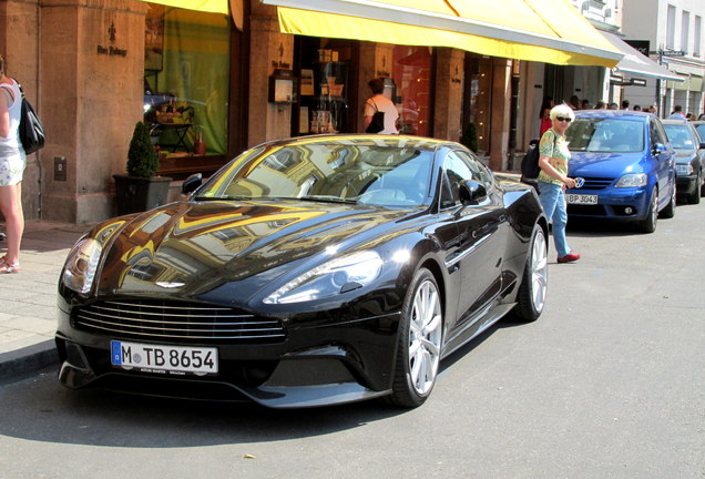 Aston Martin Vanquish 2013