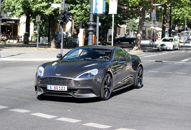 Aston Martin Vanquish 2013