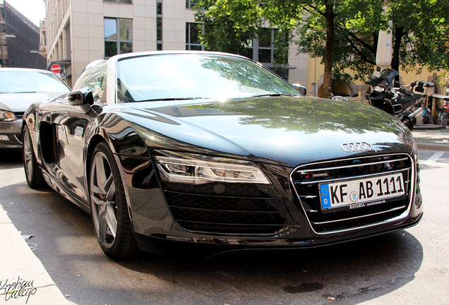 Audi R8 V10 Spyder 2013