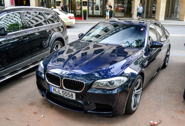 BMW M5 F10 2011