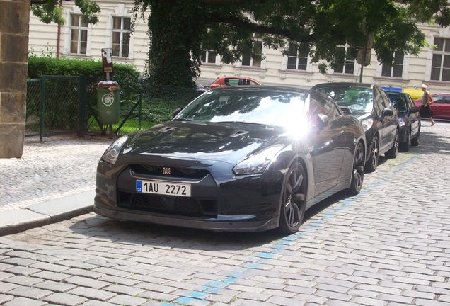 Nissan GT-R 2011