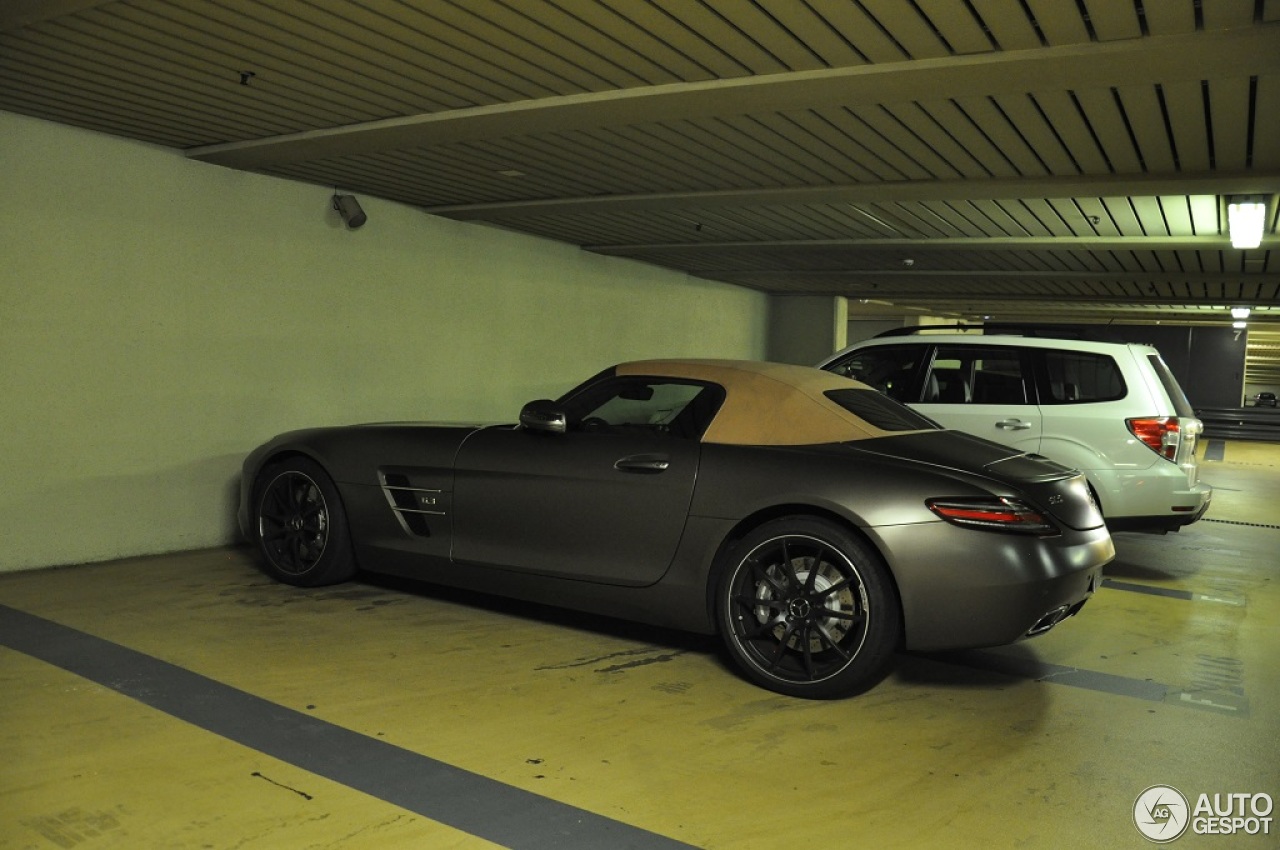 Mercedes-Benz SLS AMG Roadster