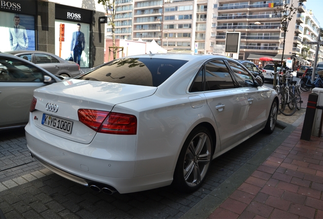 Audi S8 D4