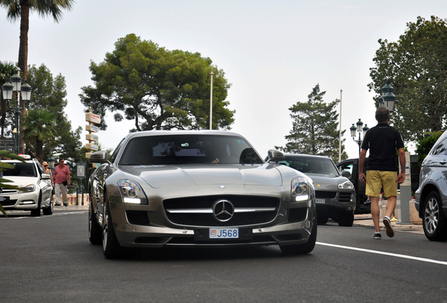 Mercedes-Benz SLS AMG