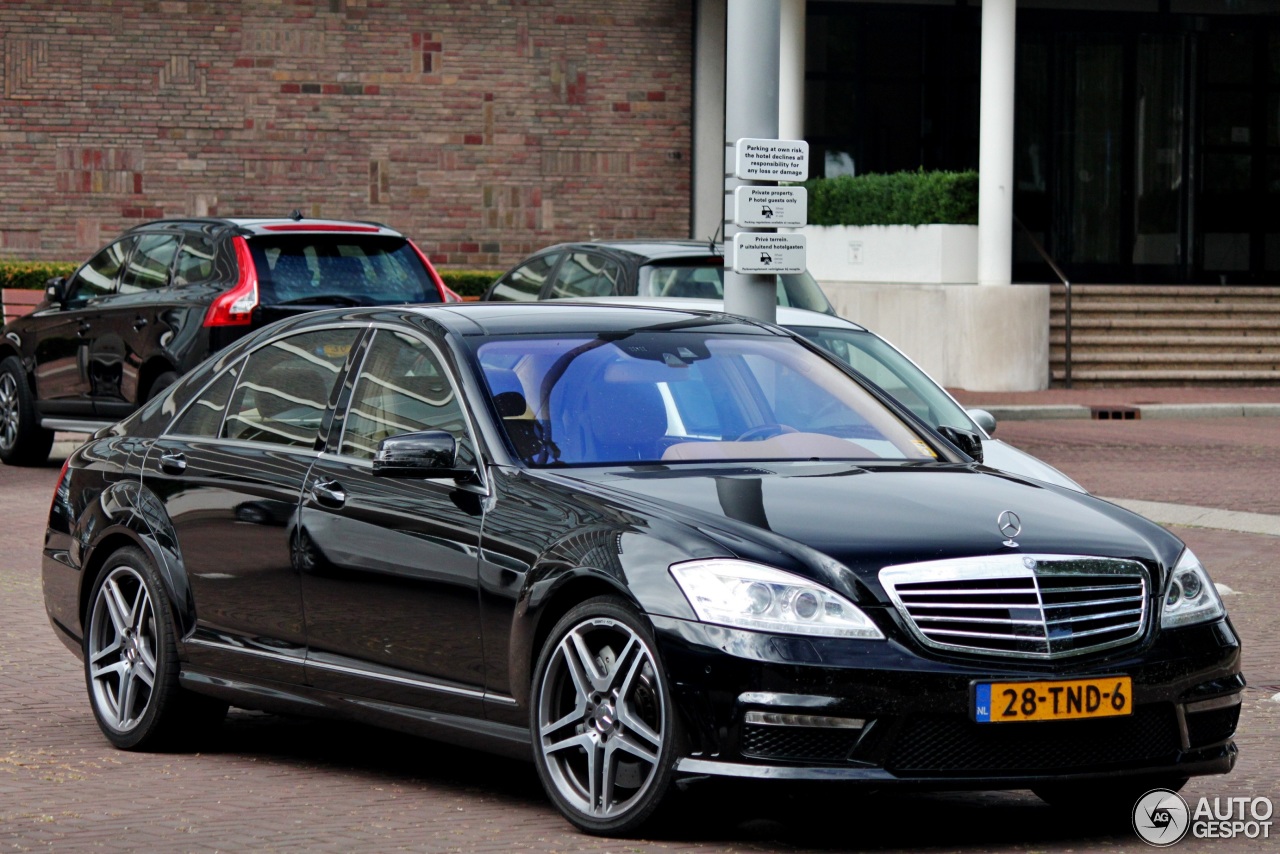 Mercedes-Benz S 63 AMG W221 2011